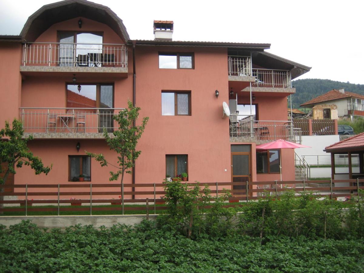 Къща За Гости Романс Yagodina Exterior foto